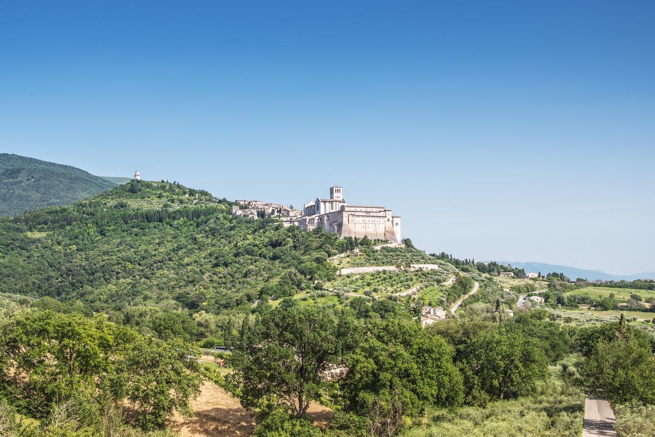 La Dimora Di Francesco Bed & Breakfast Assisi Exterior photo